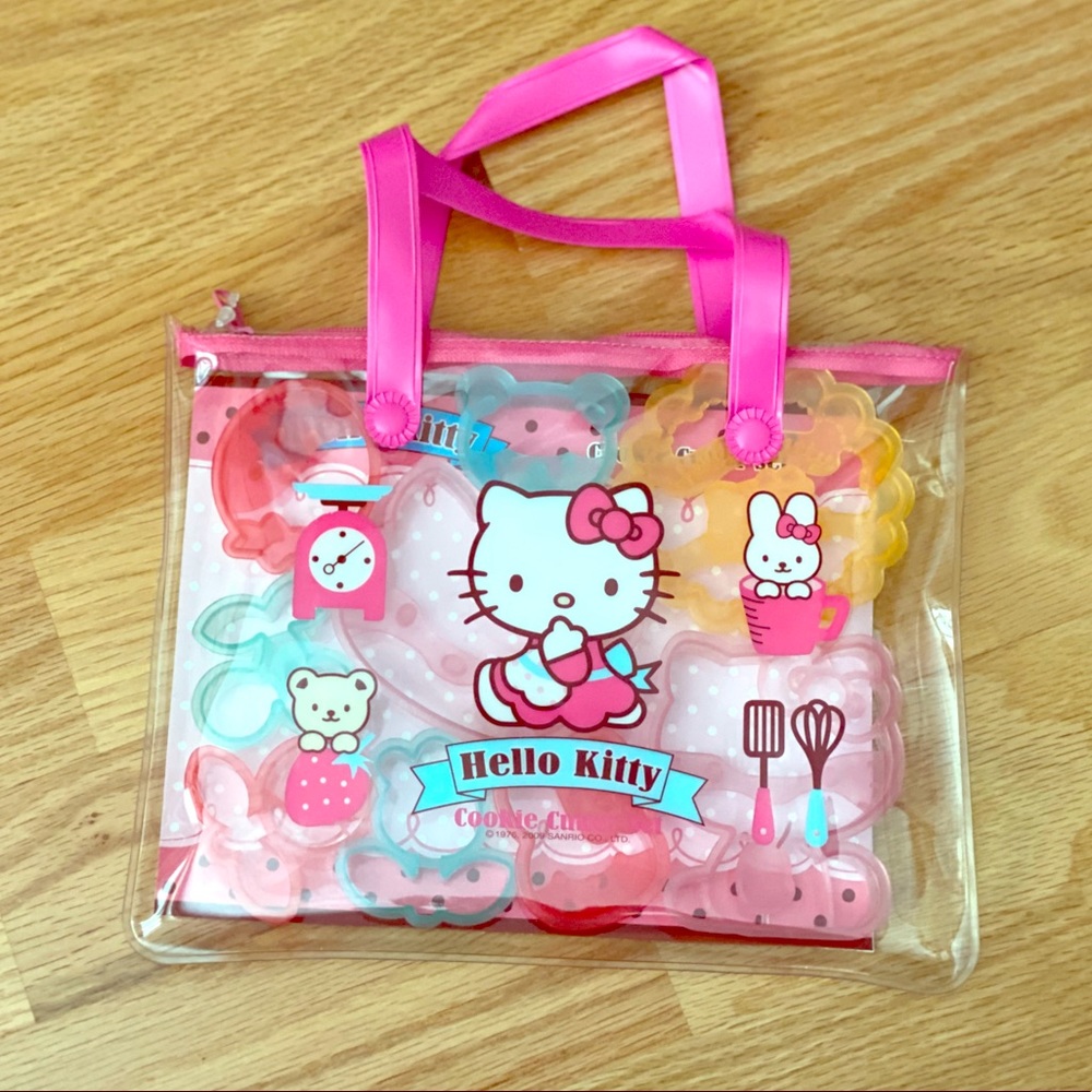 Hello Kitty Cookie Cutter Set - 9 pieces